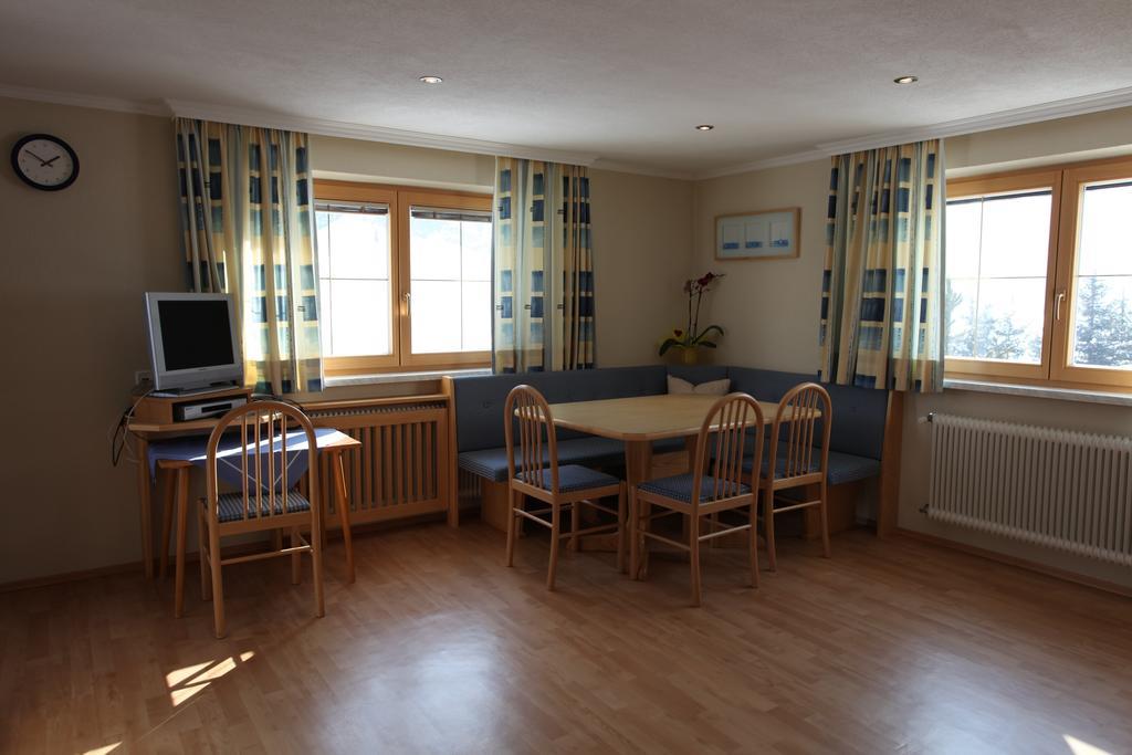 Haus Helga Otel Kappl  Dış mekan fotoğraf